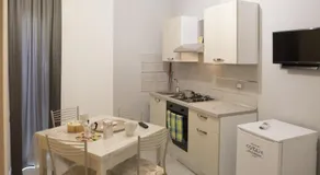 Barone Apartments - Image 2