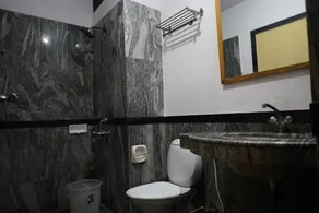 Hotel Fortune Stay - Image 5