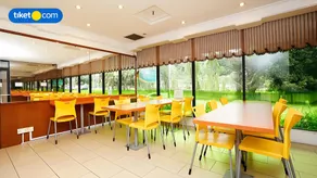 Hotel Supreme - Image 3