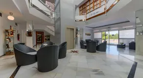 Hotel Torre De Los Guzmanes - Image 2