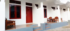 Sarwi Endah Beach Cottage - Image 2