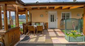 Apartment mit beheiztem Pool, Terrasse und Garten | Perfekt für die Arbeit von Zuhause - Image 5
