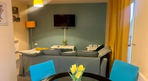 Peaceful Urban Retreat in Wolverhampton city - Image 2