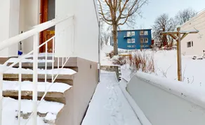 Day Dream Central Akureyri Two Bedroom Apartment - Image 4