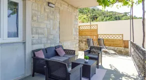 Cozy Apartment In Omis With Wifi - Image 4