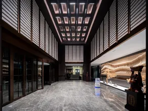 MiLan Hotel - Image 2