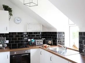 High Terrace Apartment - Image 3
