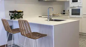 Apartamento céntrico con WIFI y climatizado de 1 habitación y sofá-cama para 3 personas - Image 5