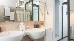 Bartago Luxury House - Image 2