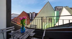 Old Town Square Premium Residence - Image 4
