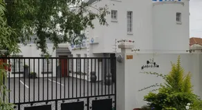 Hiflyerz Guest House - Image 3