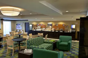 Holiday Inn Express Hotel & Suites Lansing-Dimondale by IHG - Image 2