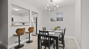 Spacious & Stylish Stay in Rochester Prime Spot - Image 3
