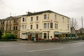 OYO The Ivory Hotel - Image 4