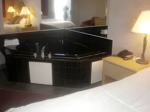 Budgetel Inn & Suites Atlantic City - Image 4