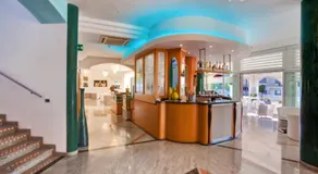 Hotel Montecarlo 3 Stelle Superior - Image 3