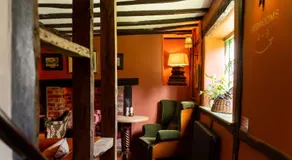 The White Hart - Image 5