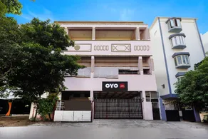 Hotel O Golden Residency - Image 2