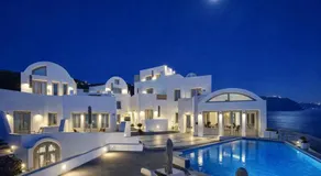 Hotiday Santorini Oia - Image 2
