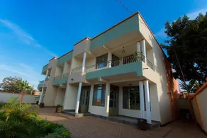 Twinview Apartments - Image 4