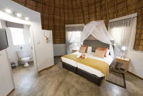 Sefapane Lodge and Safaris - Image 2