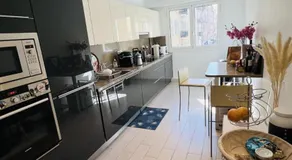 John Homestay Room in Nice - Image 3