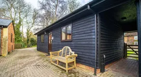 Sheep Shed Rural Farm Cottage in Stelling Minnis Canterbury - Area of Outstanding Natural Beauty - Image 5