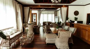 Athena Hotel - Image 2