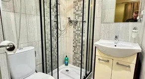 Apartment Námestie Svätého Egídia - Kitchen - Bathroom - Self check-in - Parking available Free public or Paid Private for 20 euro per stay Please read our emails - Image 3