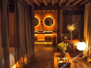 Oasis The Secret Luxury Hotel - Image 2