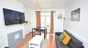 Beautiful London 2 Bedroom Flat near Finsbury Park - Image 2