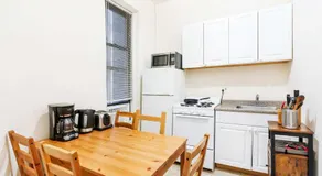 211-3 Prime Union Square Large 1BR Great value - Image 2
