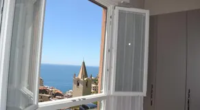 Sea View - Image 5