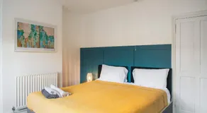 Modern 3 Bedroom Home in Central Rugby - Image 2