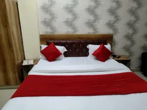 OYO Flagship Hotel Radhe Radhe inn - Image 4