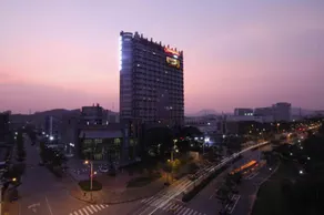 Hampton by Hilton Shenzhen Guangming - Image 4