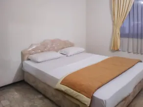 Mataram Cottage Syariah Mitra RedDoorz - Image 1