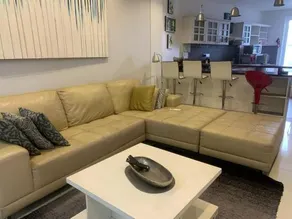 Crown Luxury Apartment 3 Bed Room - Image 4