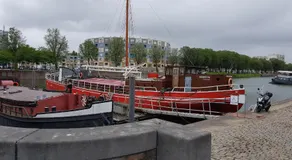 Boat Hotel SIX Rotterdam - Image 3