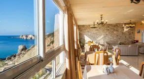 Castelia Bay Hotel - Image 2
