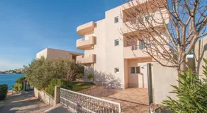 Quiet Family Apartments 30m from Beach Rogoznica Maiv Residence Zatoglav - Image 5
