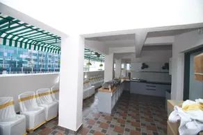 Hotel Royal Blooms - Image 2