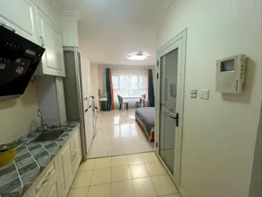 Hand in Hand Daily Rental Apartment - Image 4