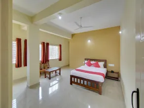 OYO 26718 The Mayura Residency - Image 2