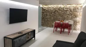 IL VICOLETTO Luxury Apartments - Image 2