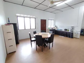Homestay Bakri Hani 2 - Image 3