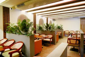Green Grande Inn - Image 2