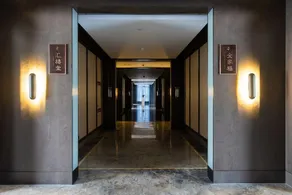 Zhonghui Hotel - Image 2