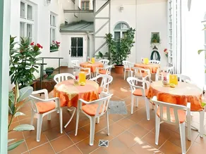 Self-Check-In Hotel Adlon - Image 5