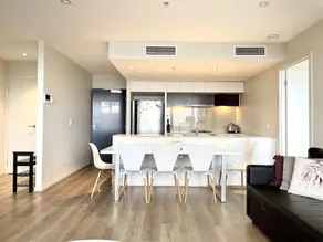 Readyset Apartments at Stadium South - Image 2